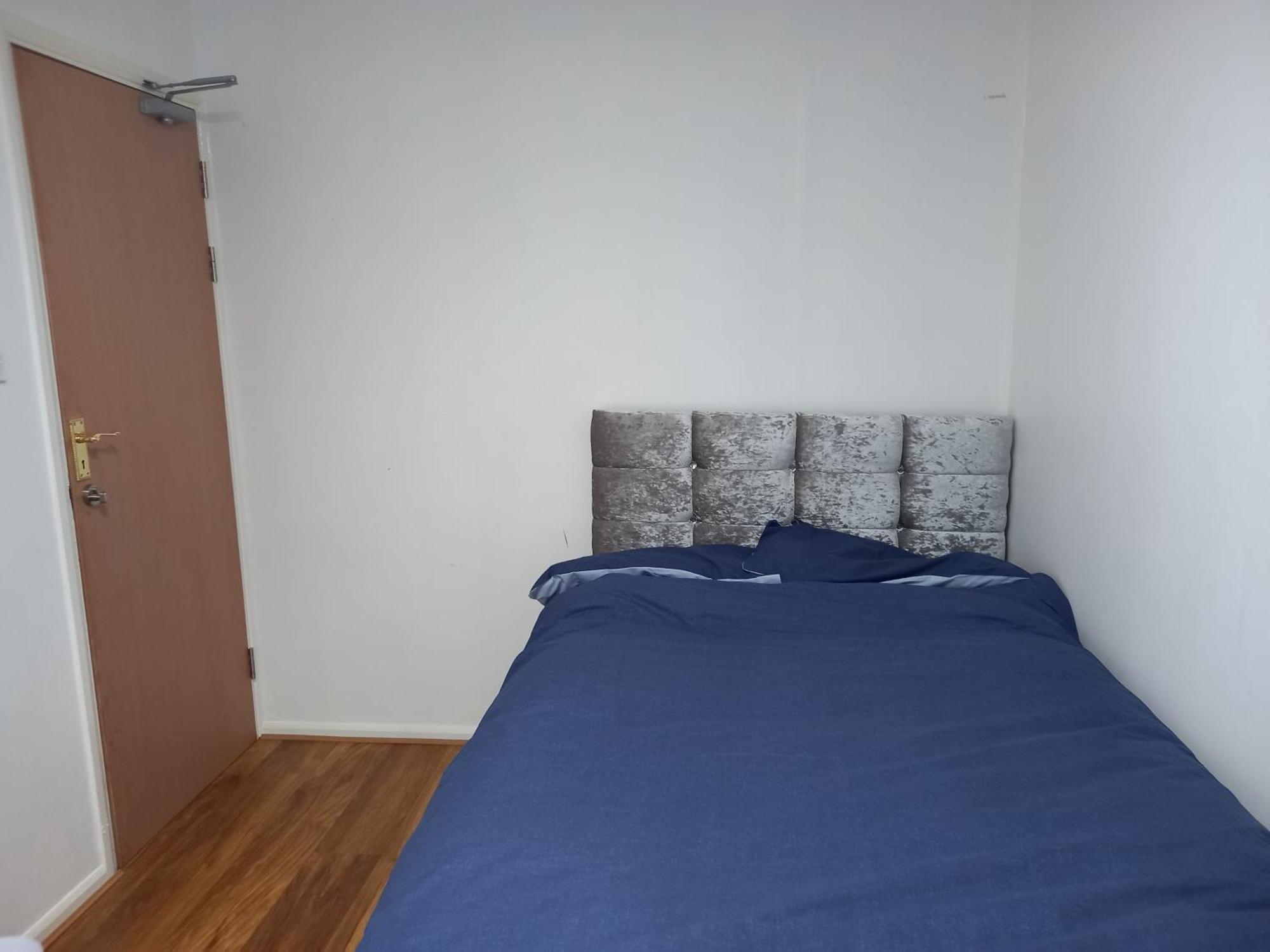 Double En-Suite Rooms Nevendon Esterno foto